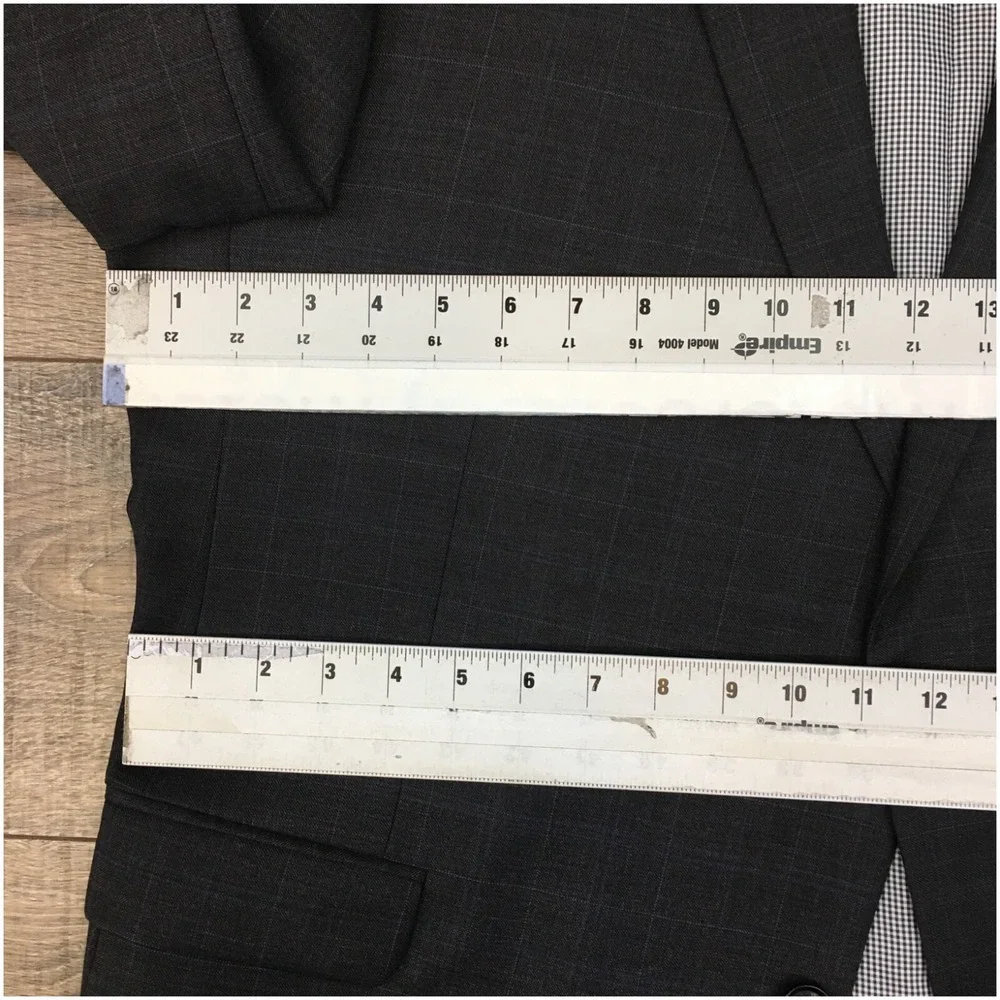 TOMMY HILFIGER Mens Blazer Sport Coat‎ Casual Jacket Size 48R Classic Wool Suit